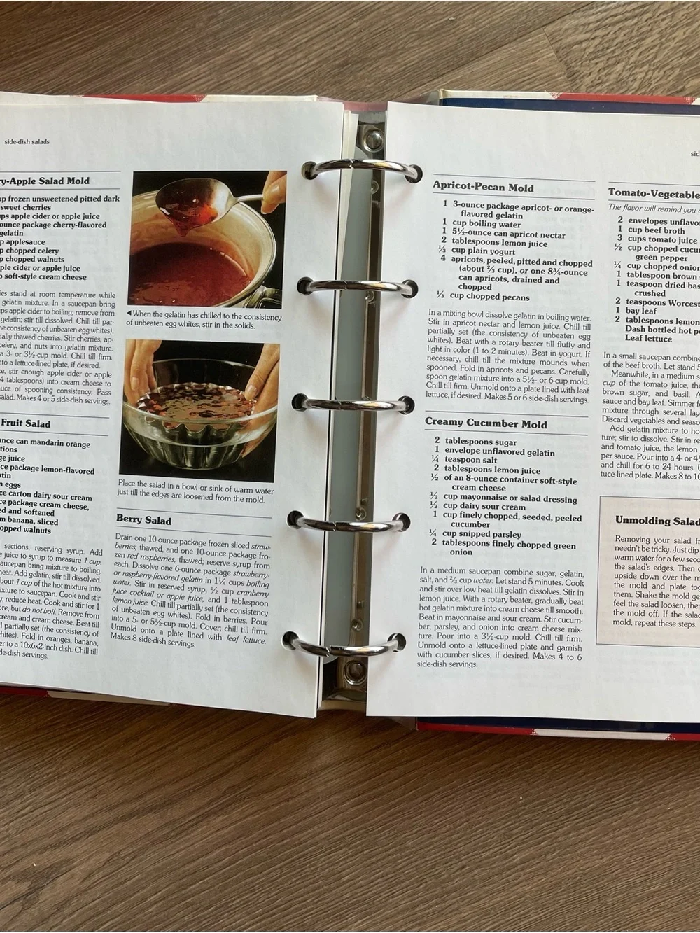 Vintage 1996 Better Homes and Gardens New Cookbook 5 Ring Binder ***Read
